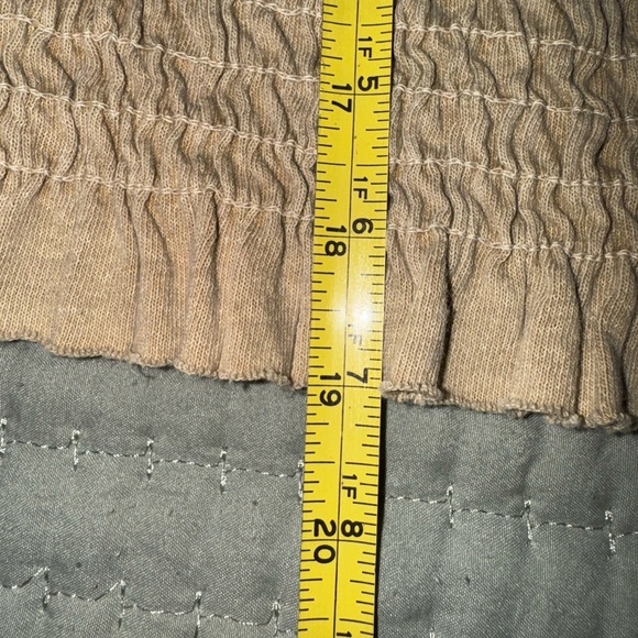 We the Free Puff Sleeve Smocked Top - light olivey green. VGUC Sz Med. - Picture 7 of 9